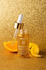 APIVITA BEESSENTIAL OILS ΕΛΑΙΟ ΠΡΟΣΩΠΟΥ ΗΜΕΡΑΣ ΣΥΜΠΛΗΡΩΜΑ ΕΝΔΥΝΑΜΩΣΗΣ ΚΑΙ ΕΝΥΔΑΤΩΣΗΣ.